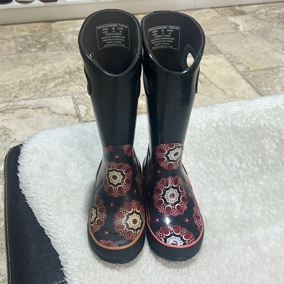 BOGS Unisex Kids Kaleidoscope Rain Boot - Picture 8 of 14